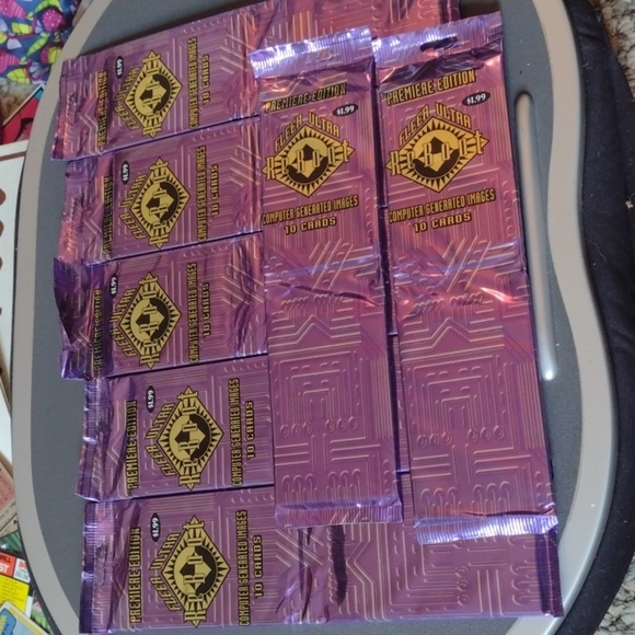 ReBoot 1995Fleer Ultra Packs(7) - Picture 1 of 4